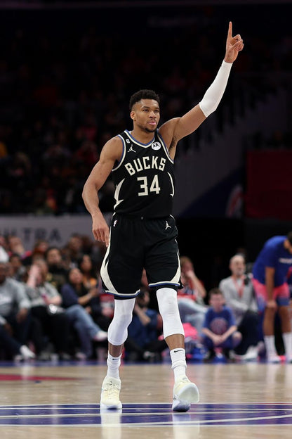 Milwaukee Bucks Jordan Statement Edition Swingman Jersey - Noir - Giannis Antetokounmpo - Unisexe